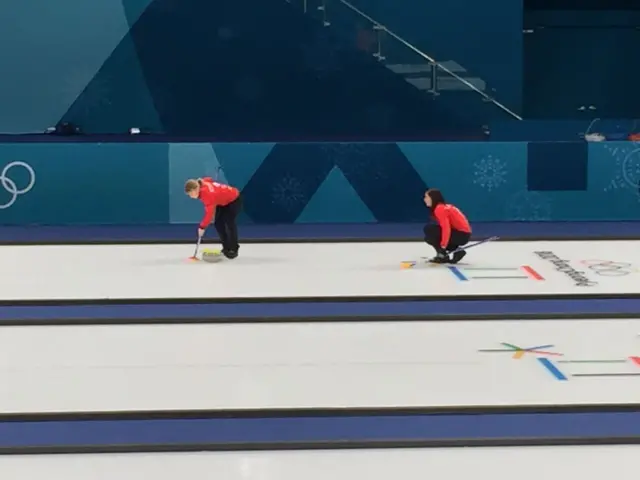 Women's curling