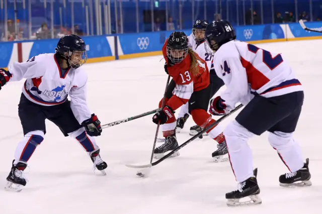 Sara Benz Switzerland women ice hockey