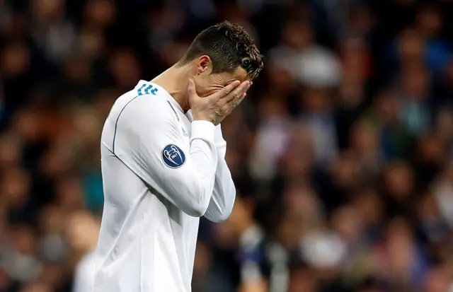 Ronaldo despairs