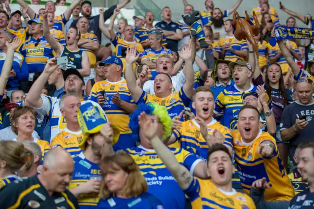 Leeds Rhinos fans