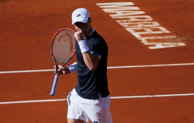Liam Broady celberates