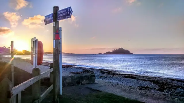 Morning sunshine at Marazion. Pic: Amanda Hosking