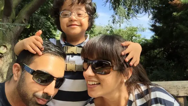 Krishan Saujani with his parents