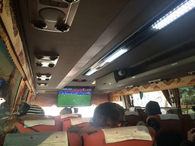 Media bus