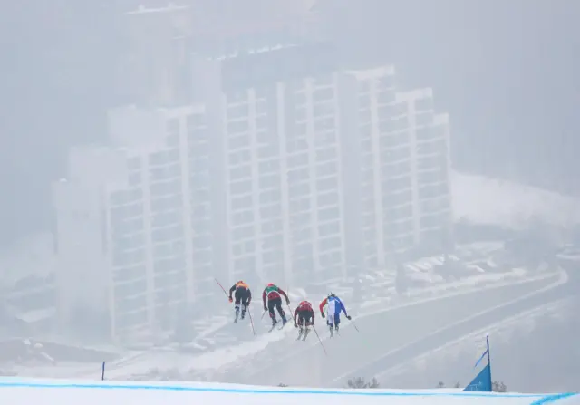 Women's ski cross semi-final