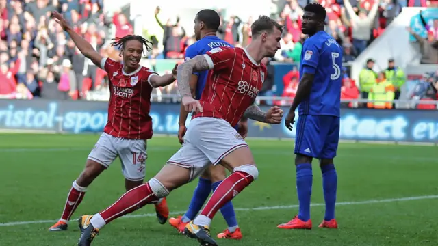 Aden Flint scores for Bristol City