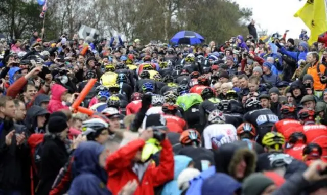 Thousands turned out at Sutton Bank in 2016