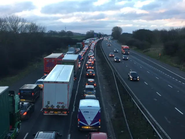 M6 Traffic