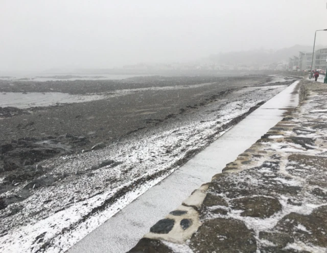 guernsey snow