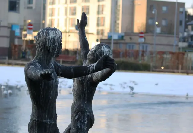 Sculpture at Water Gardens