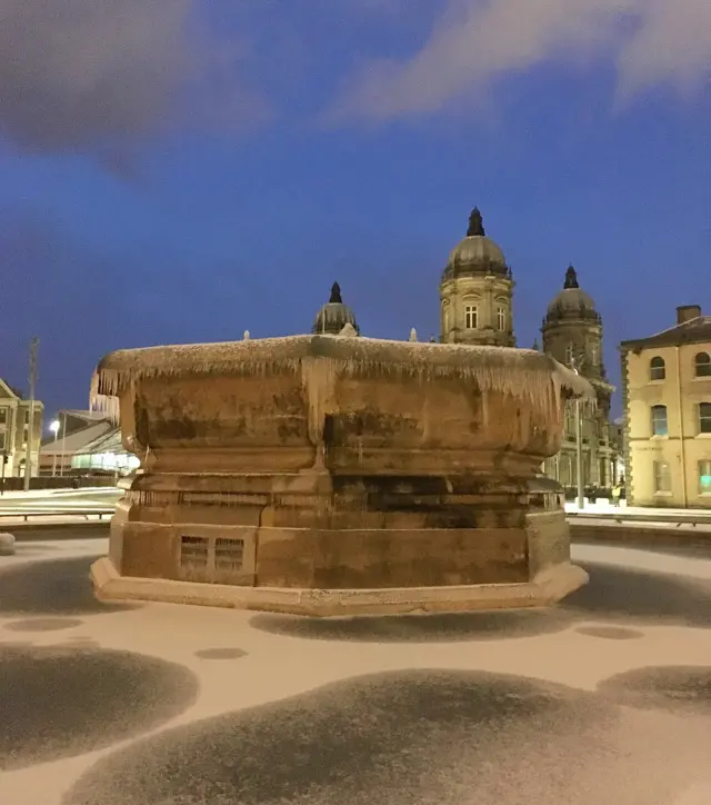 Frozen fountain