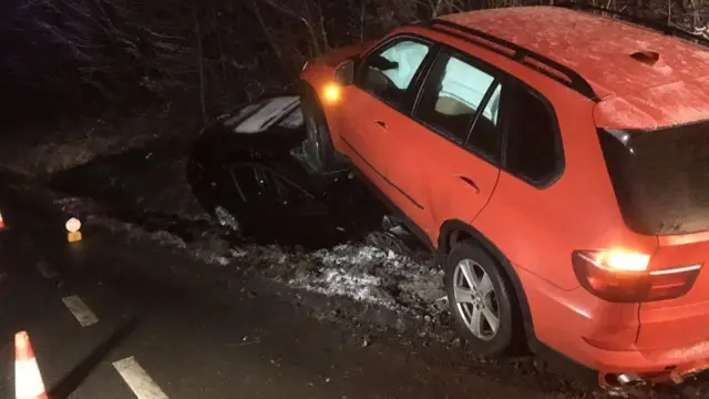 Crash on Dinmore Hill