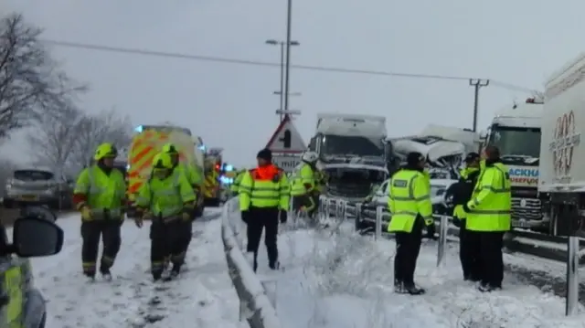 Crash on A1 in Nottinghamshire