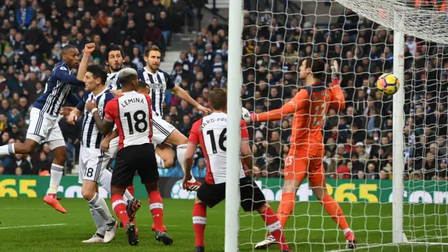 Ahmed Hegazi scores for West Brom