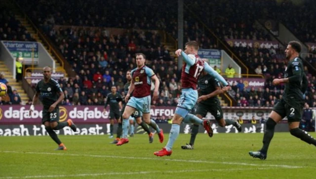 Burnley score a late equaliser against Manchester City