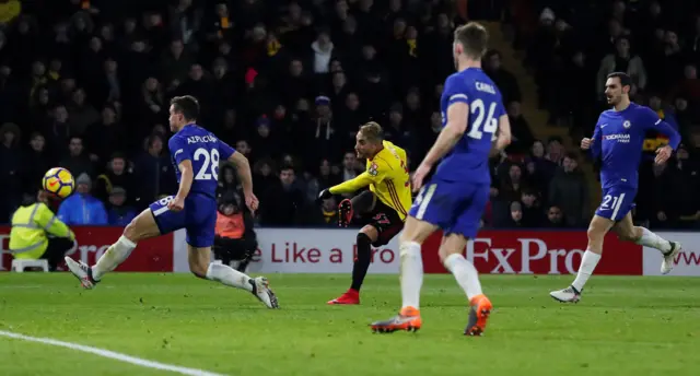 Roberto Pereyra scores Watford's fourth goal