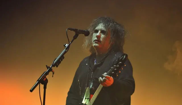 Robert Smith