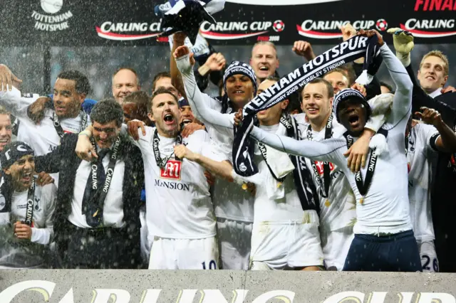 Tottenham celebrate their Carling Cup victory in 2008