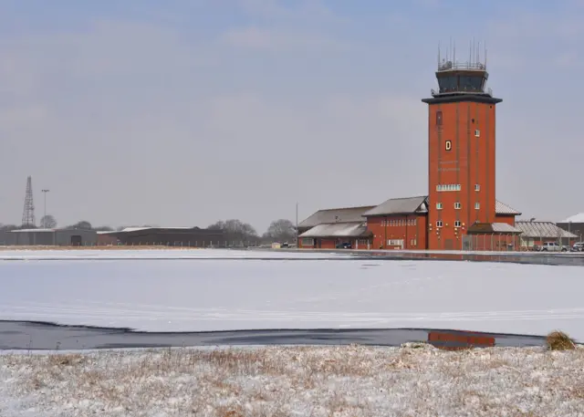 Runway clearance RAF Mildenhall