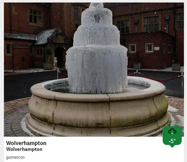 Frozen fountain