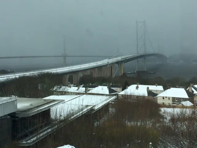 Forth bridges