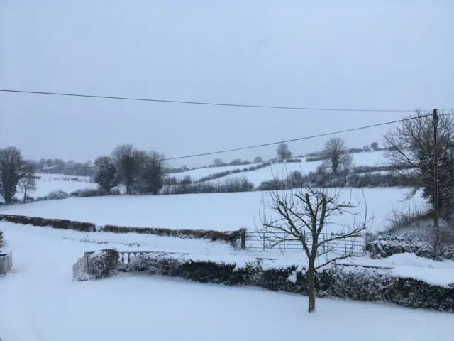 Snow in the countryside