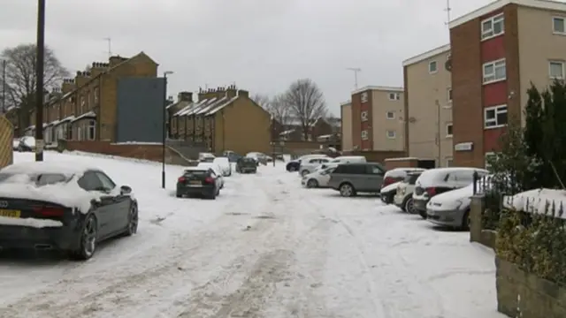 Well Street, Farsley