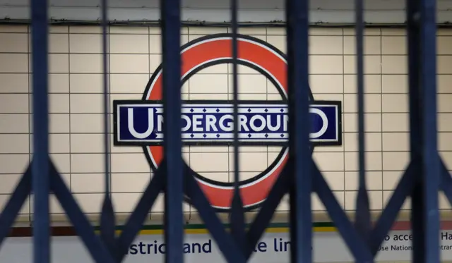 Paddington station closed