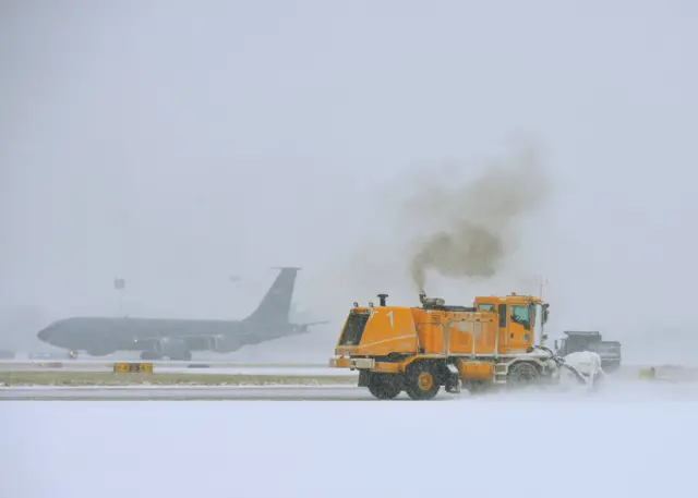 Runway clearance RAF Mildenhall