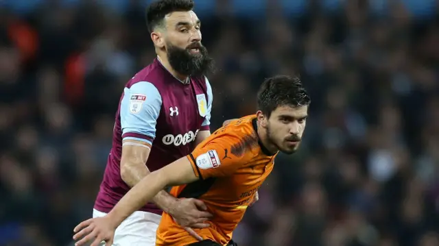 Jedinak and Neves