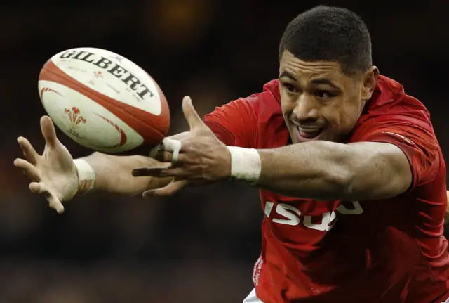 Taulupe Faletau