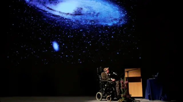 Stephen Hawking delivers a lecture on "The Origin of the Universe" in Brussels