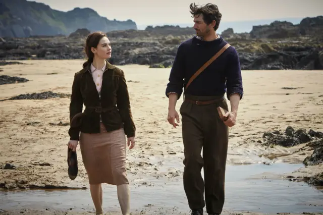 Guernsey Literary Potato Peel Pie Society