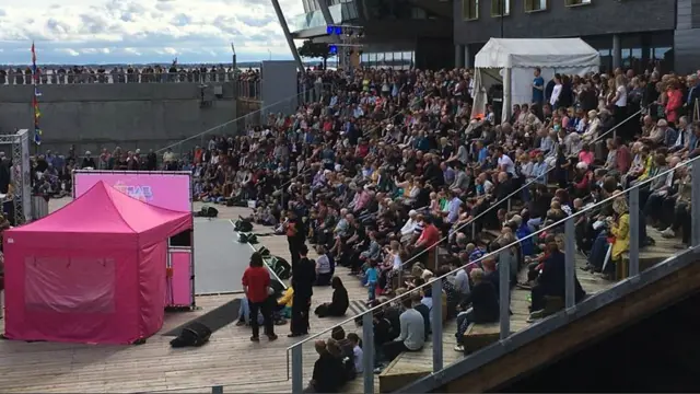 Standing room only at Hull's new amphitheatre, built in an old dock.