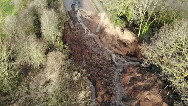 Collapsed canal