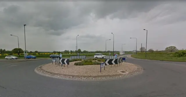 Wetherby Road roundabout