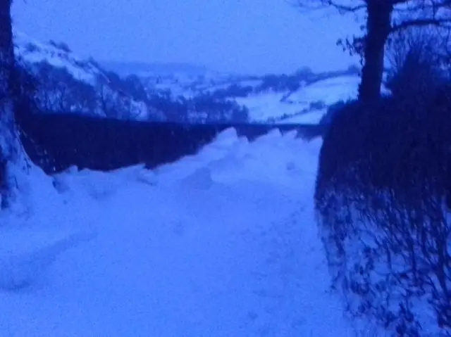 Llanyblodwel snow drift