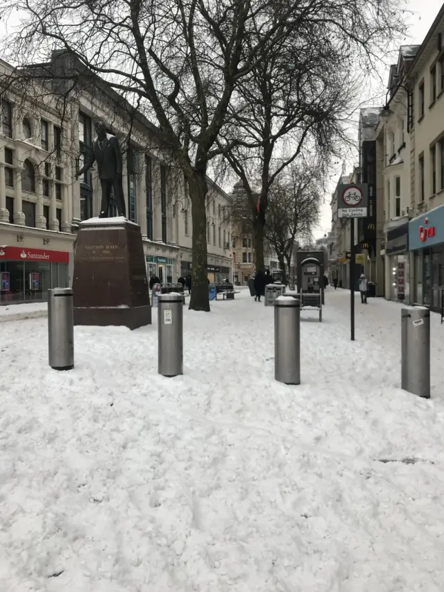 Queen Street in the snow