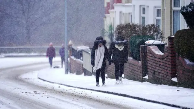 People brave the snow in Newport