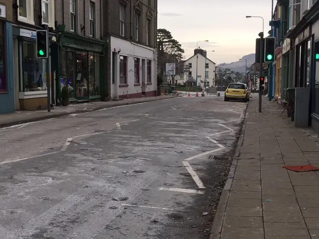 Criccieth High Street