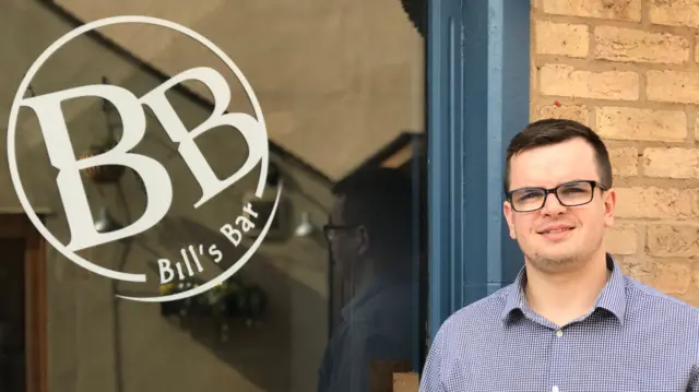 Jonathan Spencer at Bill's Bar