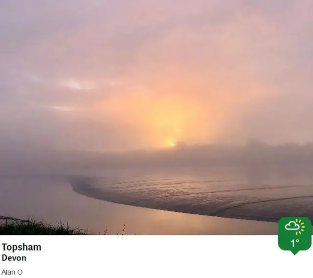 Sunny mist in Topsham. Pic: Alan O