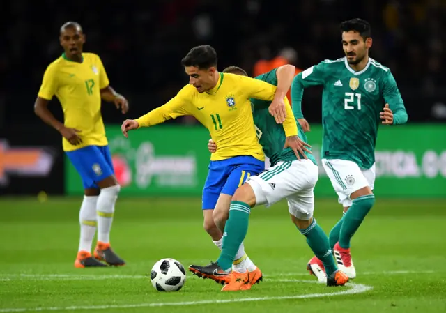 Phillipe Coutinho probes for Brazil against Germany