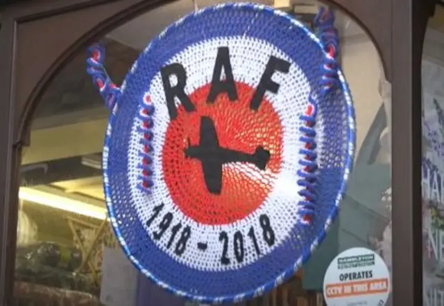 Knitted RAF design