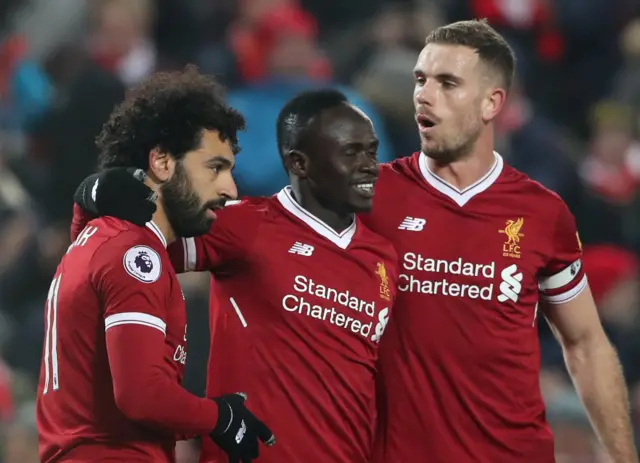 Mane celebrates