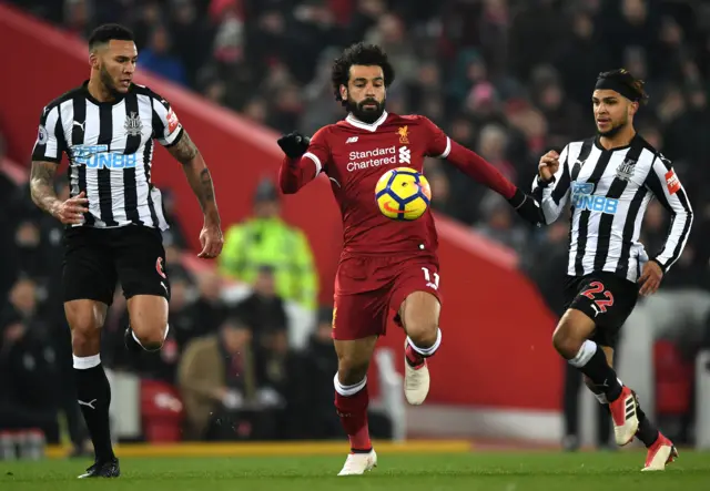 Salah fouled Lascelles