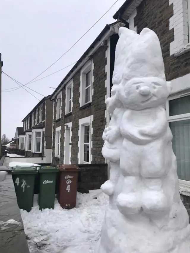 Snow trolls in Abertridwr