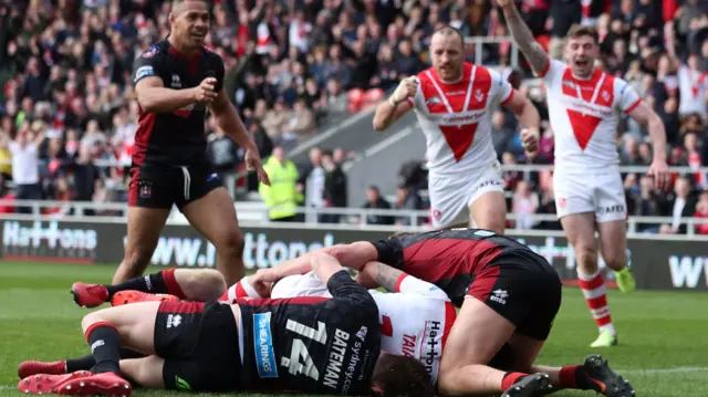 Zeb Taia scores for St Helens