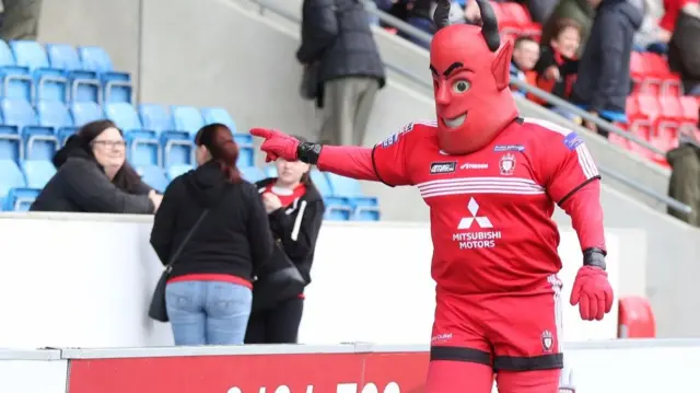 Salford mascot