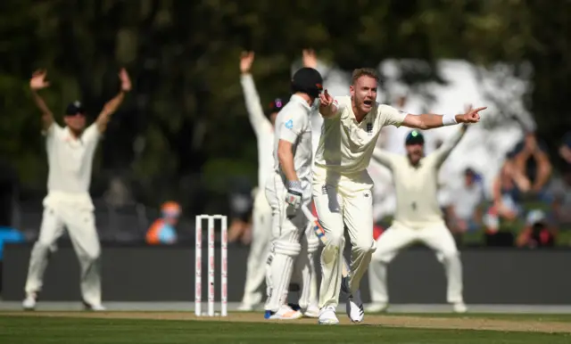 Stuart Broad appeals for the wicket of Henry Nicholls